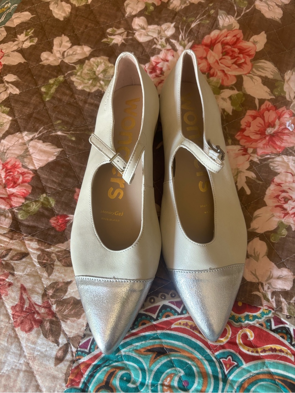 Wonders Ballet Flat with Hidden Wedge-Size 37/7-NWOB
